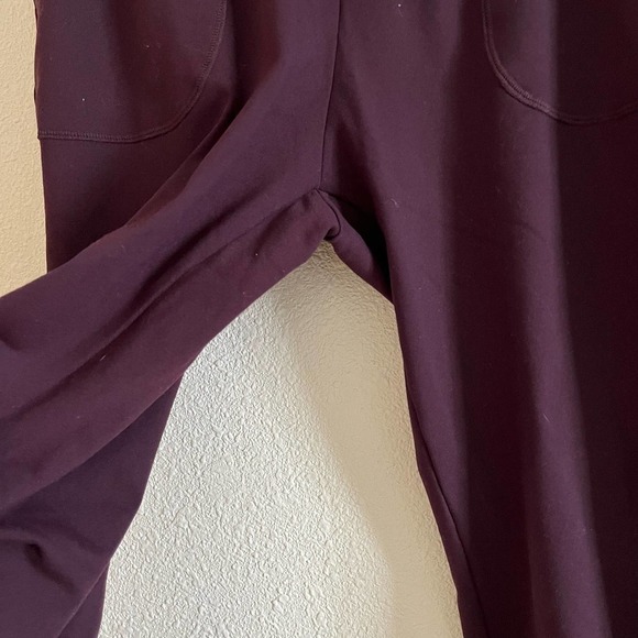 ZYIA Women’s Workout Unwind Jogger Size XS in Plum - Picture 6 of 13